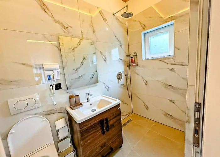 Fryma E Bjeshkeve 招待所 *