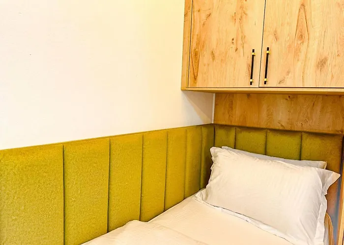 Fryma E Bjeshkeve Theth